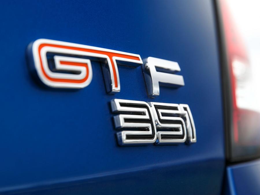 Логотип FPV GT F 351 2014 года  (фото 14 из 25)
